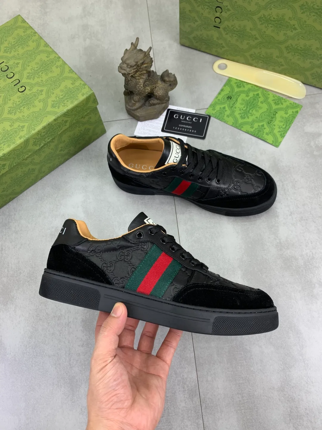 Men's shoes 💰P420 💰[New style]🆘 The latest model from Gucci GUCCI official website🎁Classic casual and fashionable men's shoes👟Best model💥The style is simple and elegant, exclusive for trendy men. Unique official website latest brand elements👑Gucci original decoration, fashionable and generous, original soft calfskin fabric➕Comfortable soft first-layer pigskin lining ✅The official website specifies the wear-resistant casual outsole, the classic model is taken in kind🎬Color: 4️⃣colors available😍Number: 38-44